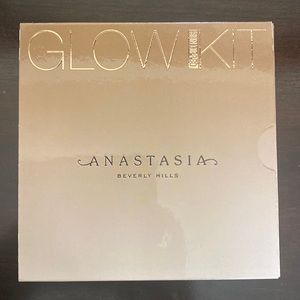 Anastasia Beverly Hills, Sun Dipped Glow Kit, 4 Color highlighters.